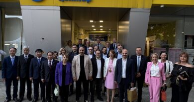 КМЕТЪТ НА ОБЩИНА КАЗАНЛЪК ПОСРЕЩНА ДЕЛЕГАЦИИ ОТ ПОБРАТИМЕНИ И ПРИЯТЕЛСКИ ГРАДОВЕ НА КАЗАНЛЪК